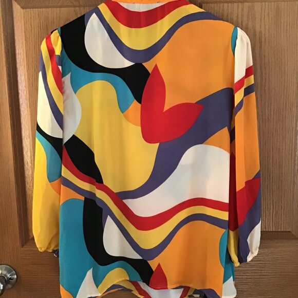 A love story Blouse - Picture 2 of 2